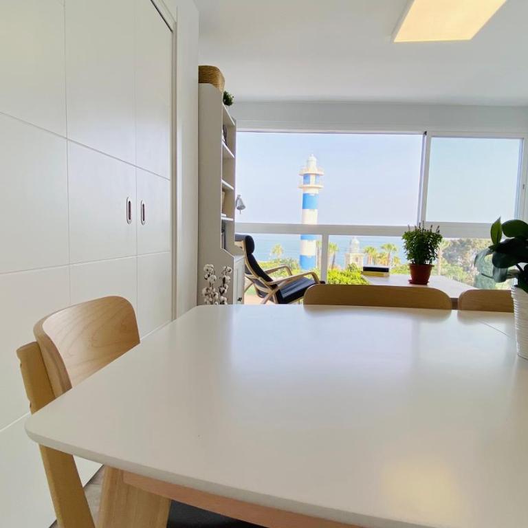 El Faro de Torre del Mar - Three-Bedroom Apartment - 19