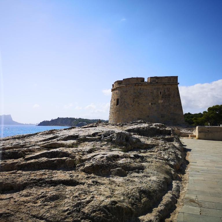La Madrugada - Luxury Moraira Villa With Sea Views and Private Heated Pool - Three-Bedroom Villa - 59