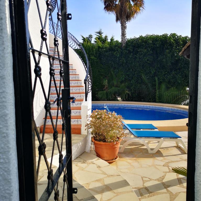 La Madrugada - Luxury Moraira Villa With Sea Views and Private Heated Pool - Three-Bedroom Villa - 51