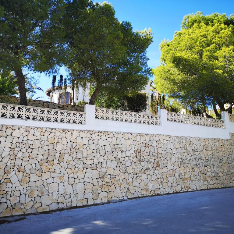 La Madrugada - Luxury Moraira Villa With Sea Views and Private Heated Pool - Three-Bedroom Villa - 78
