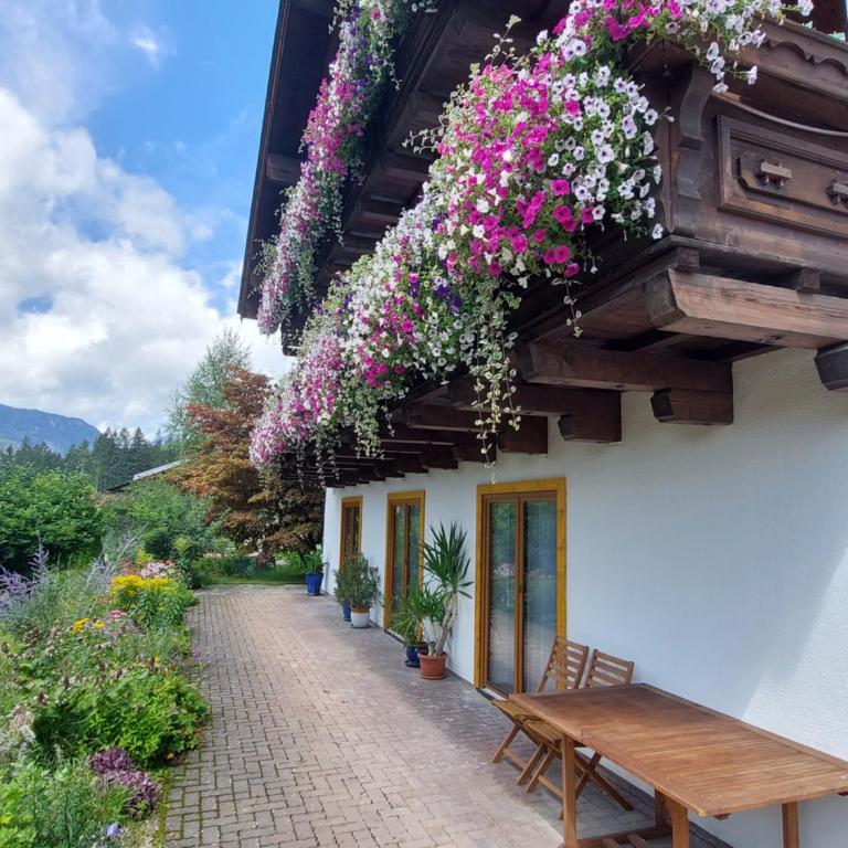 Stony Sea Apartments - Three-Bedroom Apartment - 16