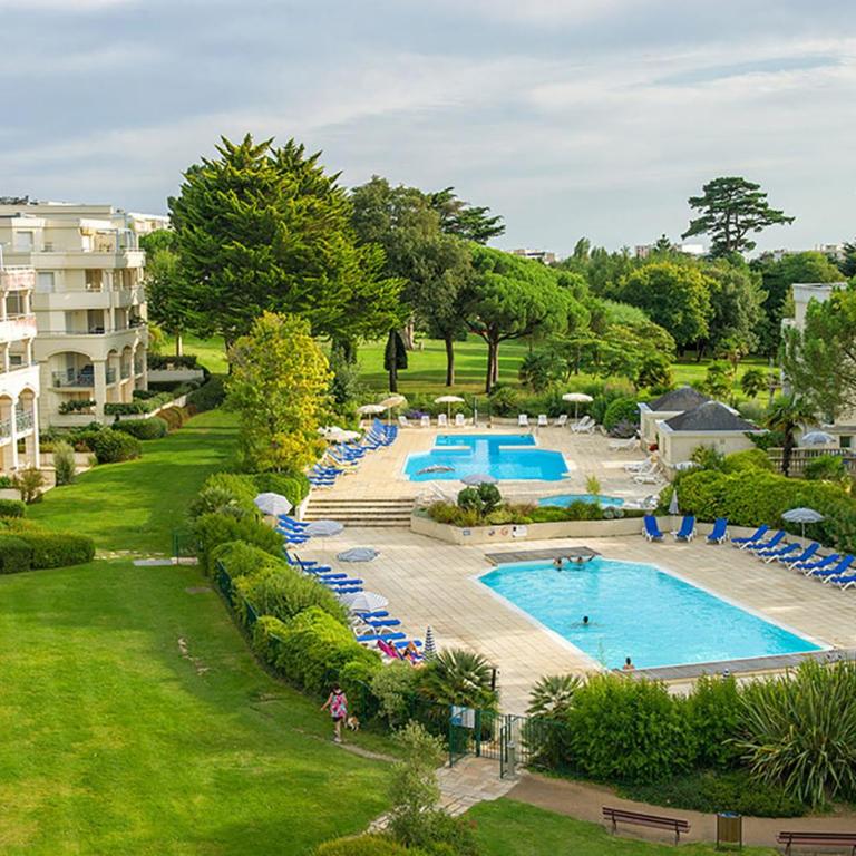 Appartement dans résidence avec piscine pour 6 - Apartment - 22