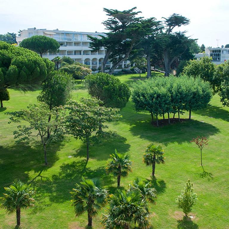 Appartement dans résidence avec piscine pour 6 - Apartment - 23