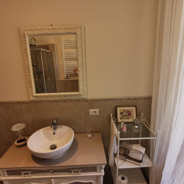 AriediParma - Rooms&apartments - Camera Matrimoniale con Bagno Privato - 10