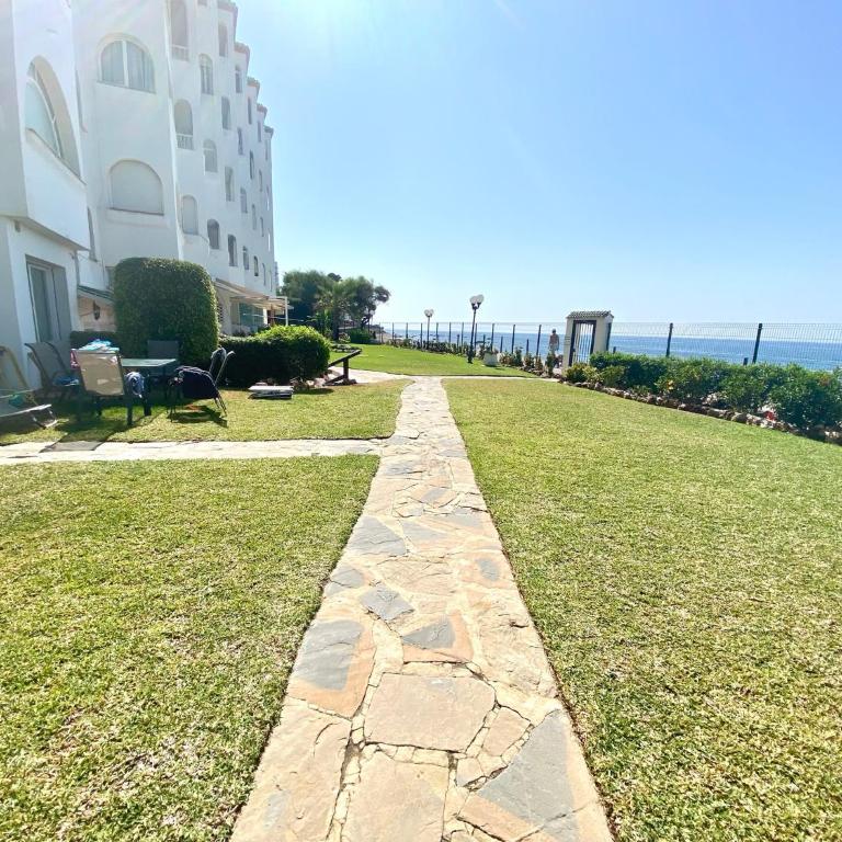 Aguamarina Frontline Beach, Direct Sea Views POOL - EaW Homes - Apartamento de 2 dormitorios - 34
