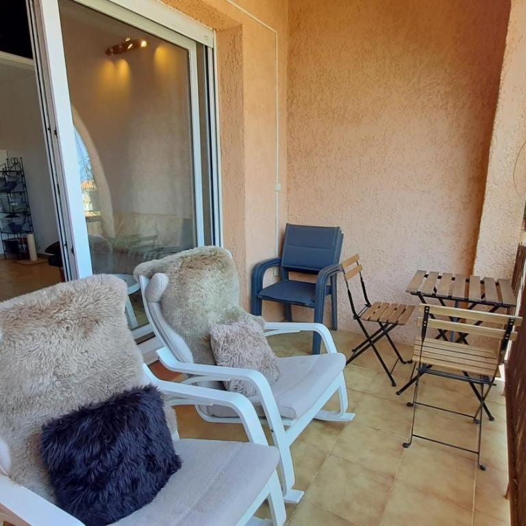 Charmant appartement vue mer à 100m de la plage. - Apartment mit 1 Schlafzimmer - 8
