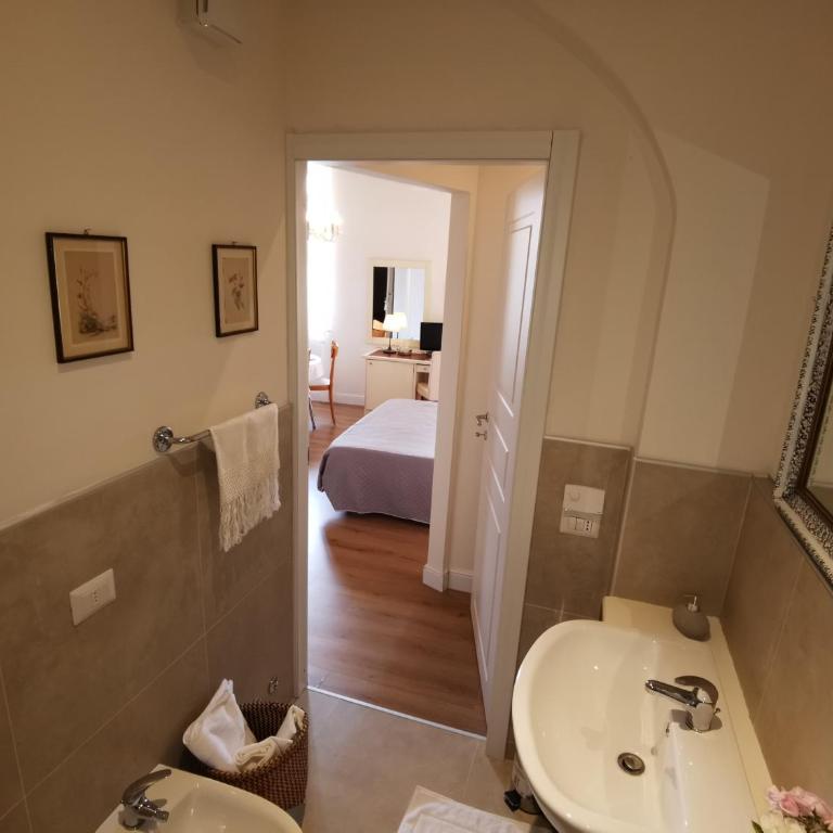 AriediParma - Rooms&apartments - Camera Familiare - 5