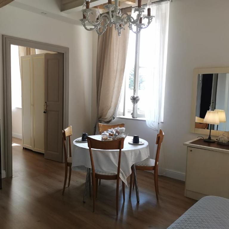 AriediParma - Rooms&apartments - Camera Familiare - 19