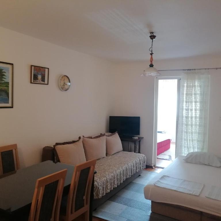 A&J Apartment - Studio Apartment - 1