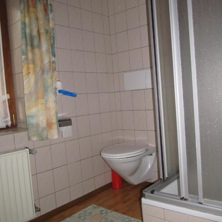 Landhaus Neubauer - Zimmer - Doppelzimmer mit Balkon und Küchenzeile - 2 - 1