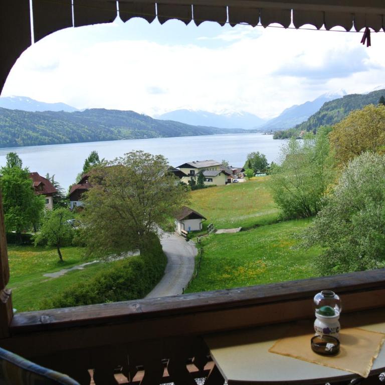 Landhaus Neubauer - Zimmer - Doppelzimmer mit Balkon und Küchenzeile - 2 - 3