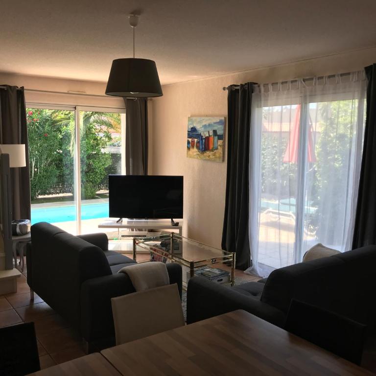 La maison de Virginie 6 a 12 personnes -300 m de la plage- vélos a disposition - Villa avec Piscine Privée - 99
