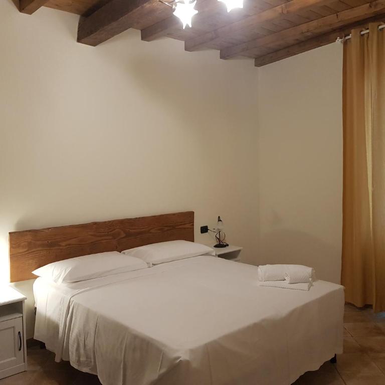 La Fornasetta - Camera Matrimoniale/Doppia con Letti Singoli con Bagno - 8