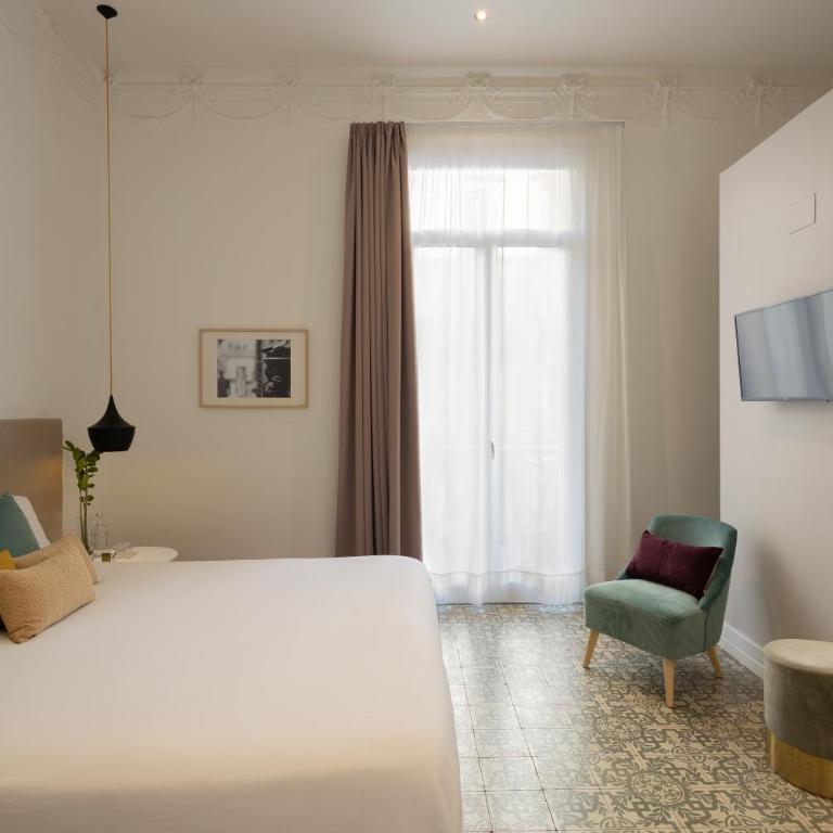 Forget Me Not Barcelona - Double or Twin Room with Street View - 10