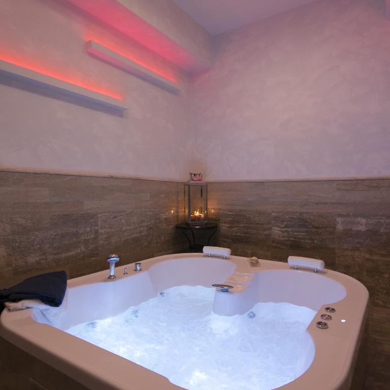 Piccolo di Piazza di Spagna Suites - Suite con Vasca Idromassaggio - 17