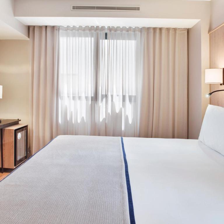 Eurostars Guadalquivir - Habitación Doble - 1 o 2 camas - 9
