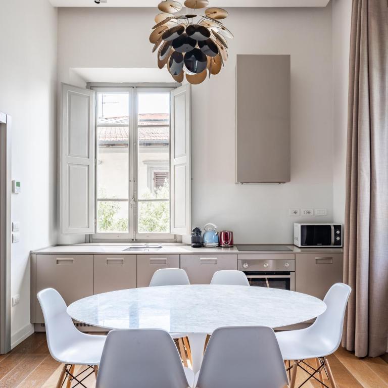 Numa Florence Vita - Large 2 Bedroom Apartment with Sofa Bed - 9