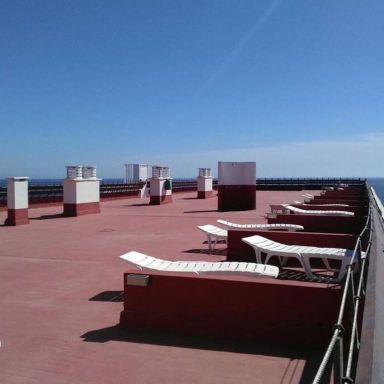 Las Arenas - apartamento moderno con vistas al mar y WiFi veloz de fibra óptica - One-Bedroom Apartment - 29