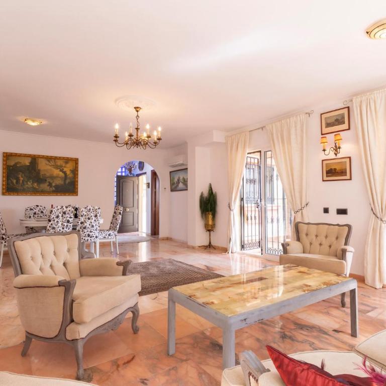 Amazing Home In Benalmádena - Casa Vacacional de 3 dormitorios - 21