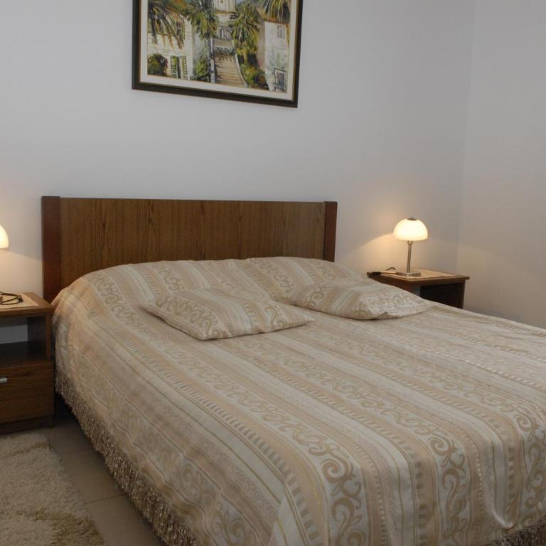 Apartments Butua - Dvokrevetna Soba sa Bračnim Krevetom - 5