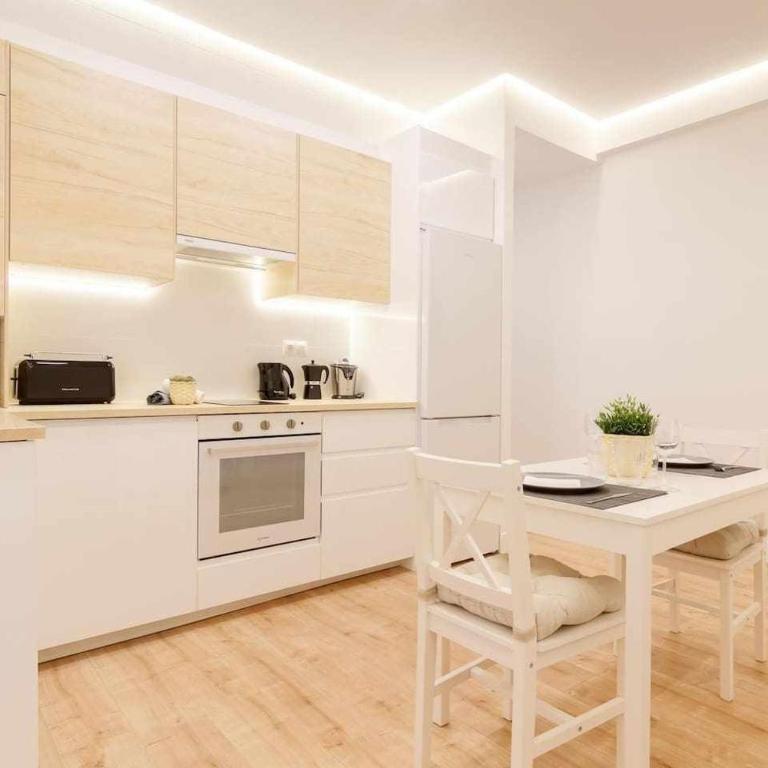 Vivienda Turística Reformada con Encanto - Apartment - 7