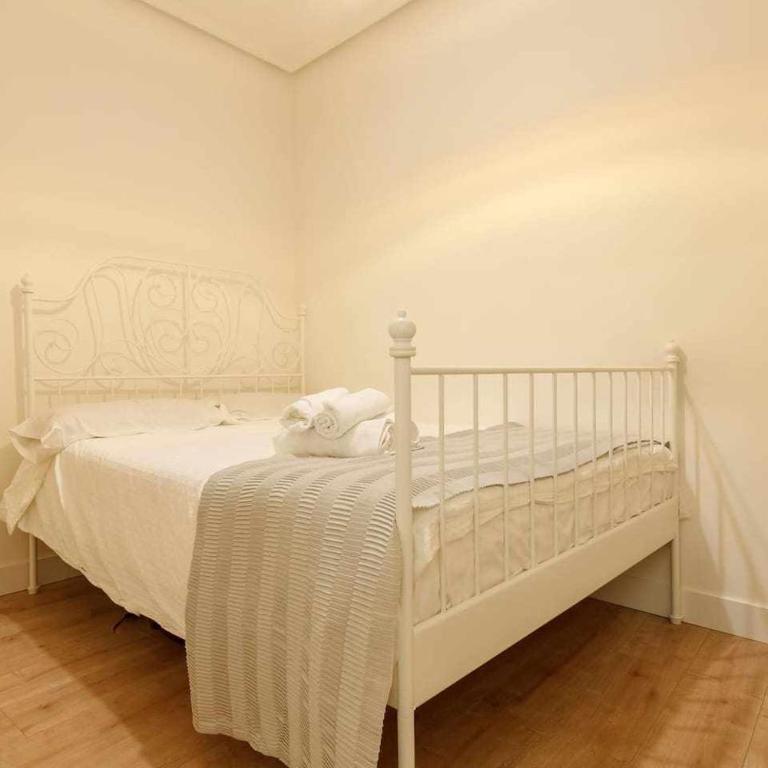 Vivienda Turística Estilosa en la Zona Vieja - Apartment - 10