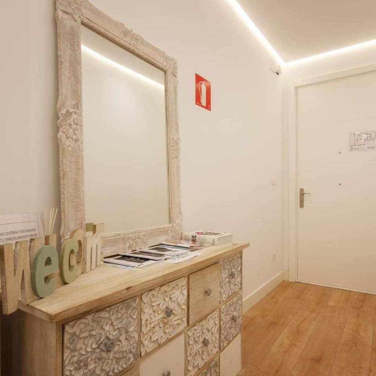 Estrena Glamour y Guggenheim - Apartamento - 13