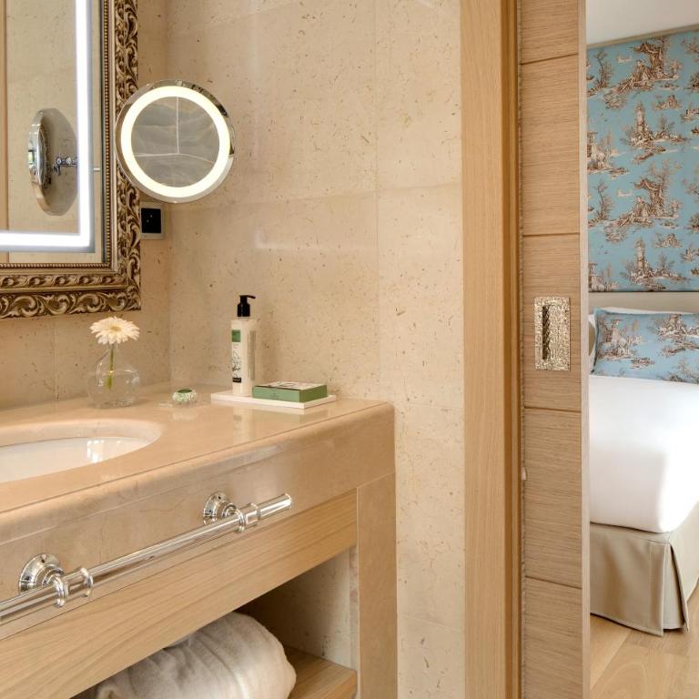 Domaine du Mas De Pierre - Chambre Double ou Lits Jumeaux Supérieure - 9