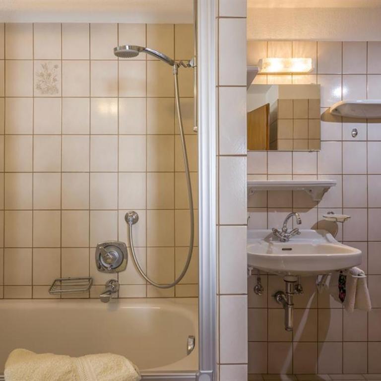 Haus Mühlenheim - Apartment mit 2 Schlafzimmern und Badezimmer - 1