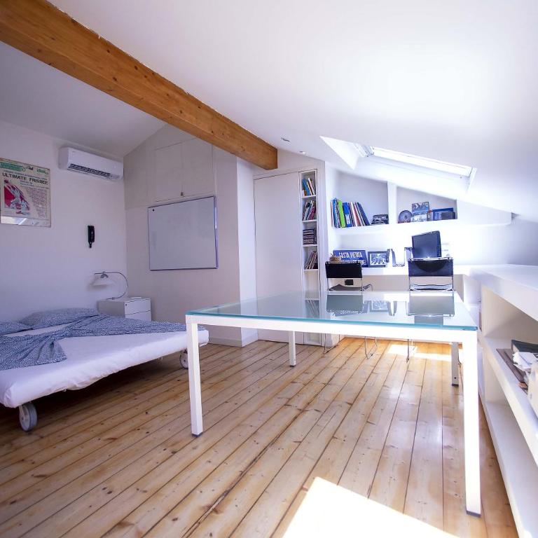 GeTheKey Borgo Terrace Apartment - Two-Bedroom Apartment - 4