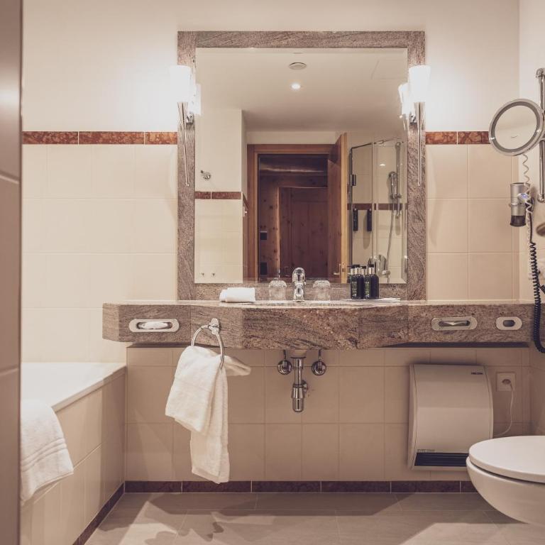 Hotel Waldhuus - Superior Doppelzimmer - 5