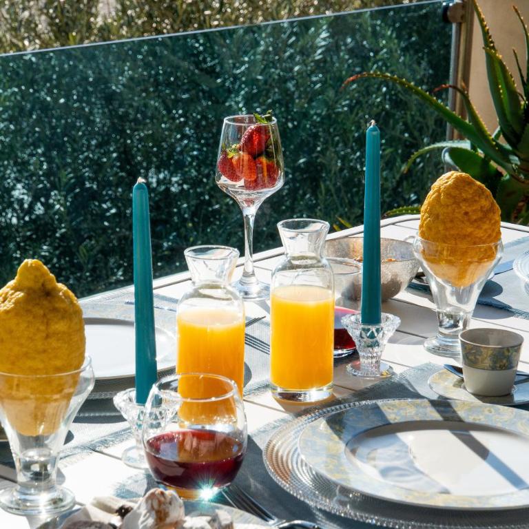 Luxury Beachfront Apartment Taormina Pool and Parking - Appartamento con 2 Camere da Letto - 8