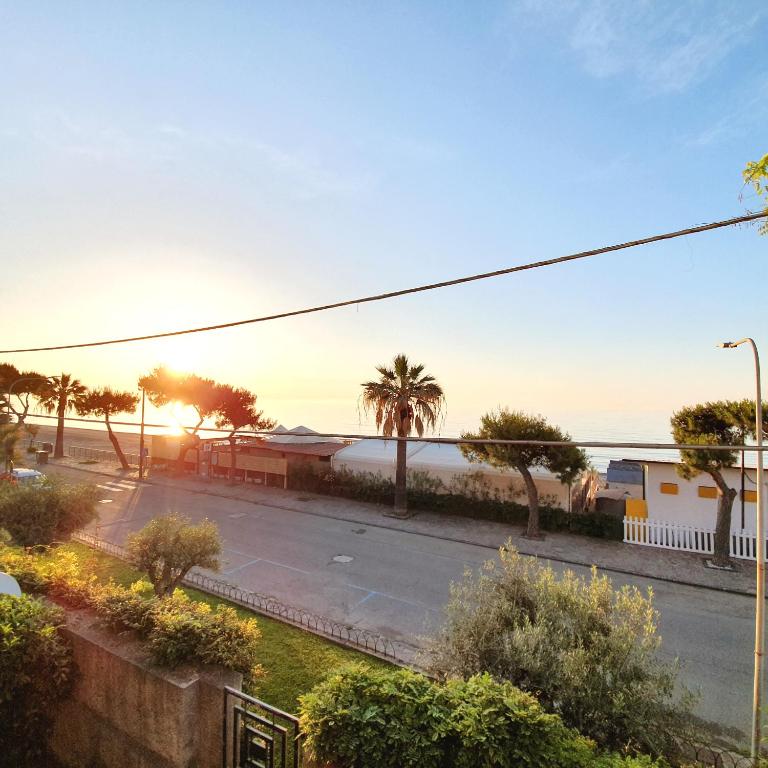 Luxury Beachfront Apartment Taormina Pool and Parking - Appartamento con 2 Camere da Letto - 47