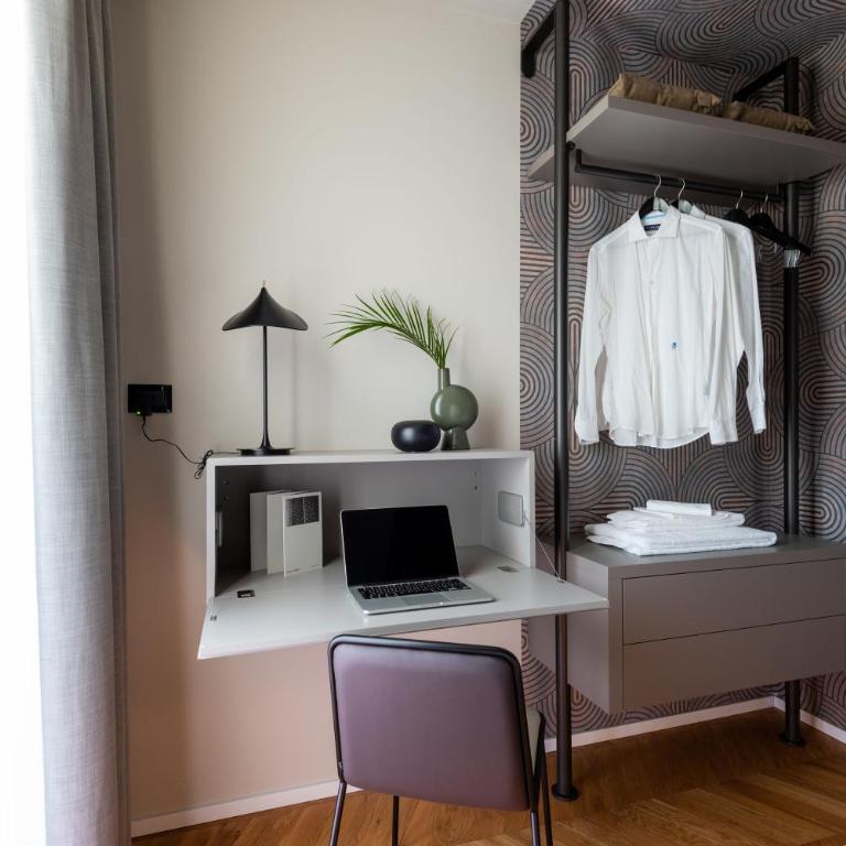 Demo Hotel Design Emotion - Suite con 2 Camere da Letto - 15