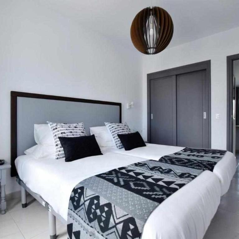 HOLYHOME GREY 217 - Apartamento con vistas a la piscina - 1