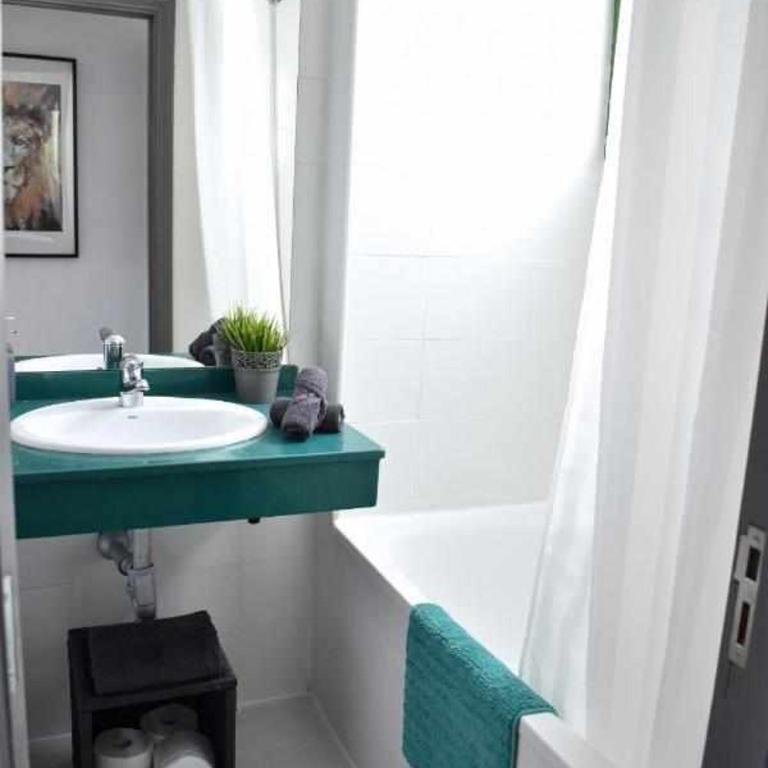HOLYHOME GREY 217 - Apartamento con vistas a la piscina - 6