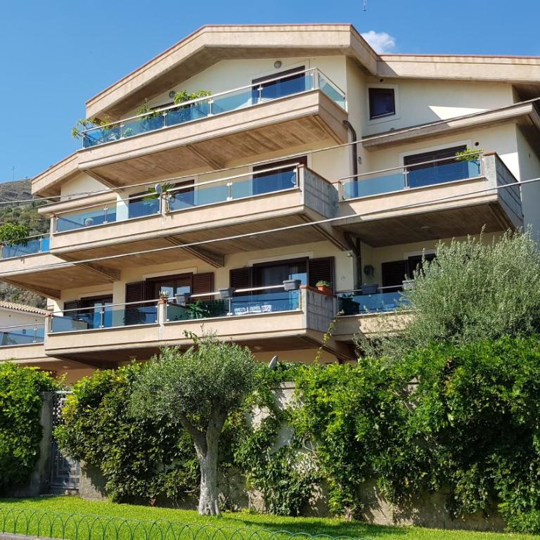 Luxury Beachfront Apartment Taormina Pool and Parking - Appartamento con 2 Camere da Letto - 62