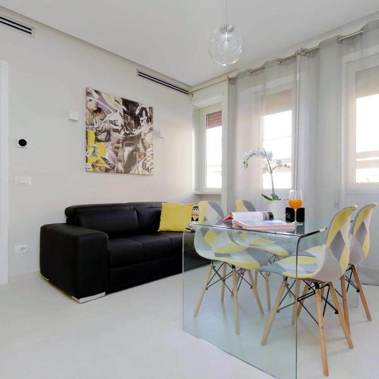 Vatican Museum Apartment with Terrace - Two-Bedroom Apartment - 27