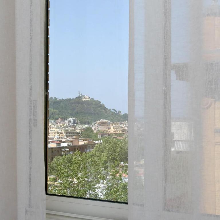 Vatican Museum Apartment with Terrace - Two-Bedroom Apartment - 32