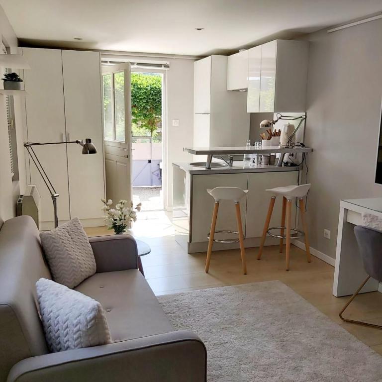 Charmant Studio sur cour à LYON 9e Mont d'or - Appartement 1 Chambre - 14