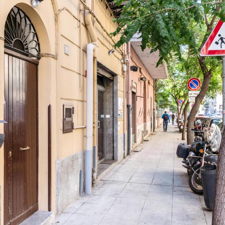 Casa Dante with Balcony by Wonderful Italy - Appartamento - 7