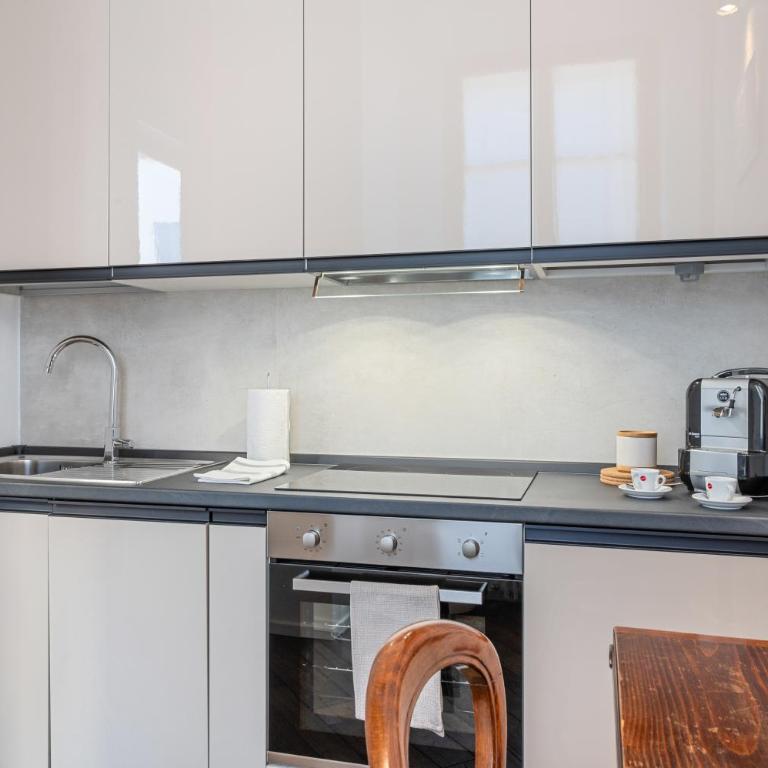GuestHost - Palazzo della Pilotta Roomy and Quiet Flat - One-Bedroom Apartment - 11