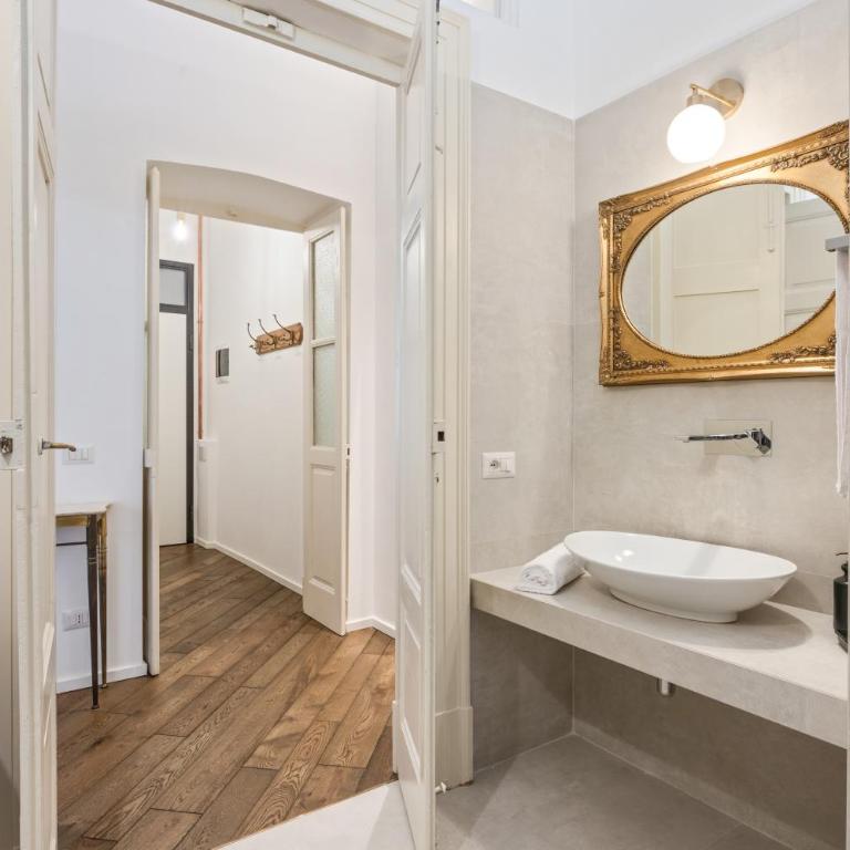 GuestHost - Palazzo della Pilotta Roomy and Quiet Flat - One-Bedroom Apartment - 16