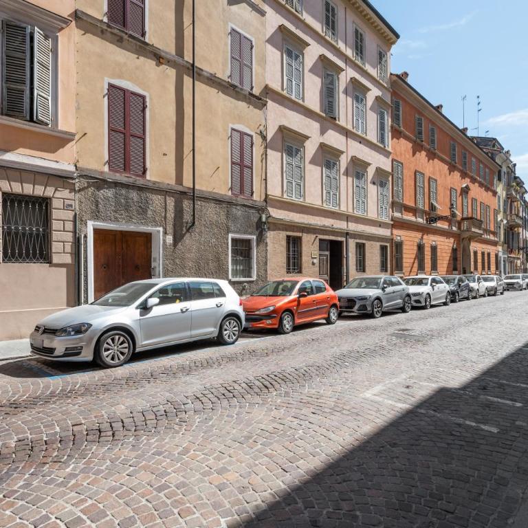 GuestHost - Palazzo della Pilotta Roomy and Quiet Flat - One-Bedroom Apartment - 25