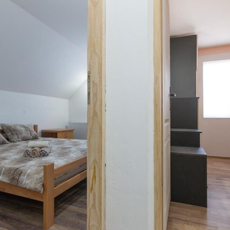 Bogu iza nogu 2 - Apartman - 9