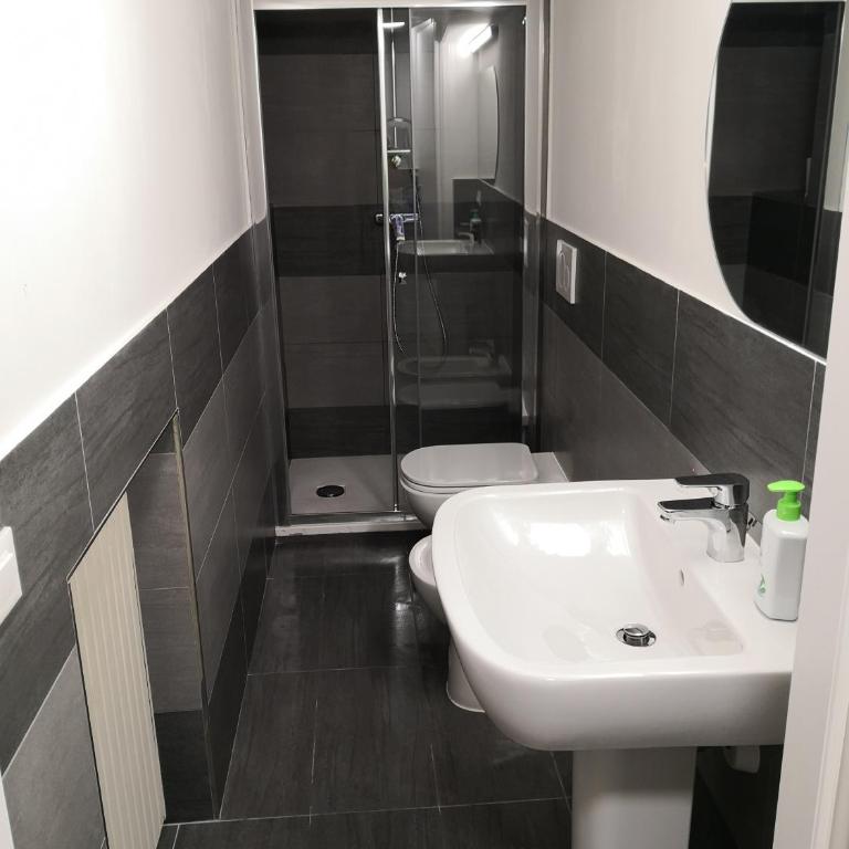 San Marco Square WI-FI fibra in the fashion district 493 - Appartamento con 2 Camere da Letto - 11
