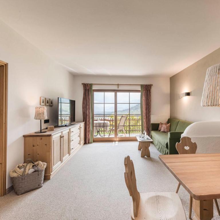 Hotel Kassian - Suite con balcón - 2