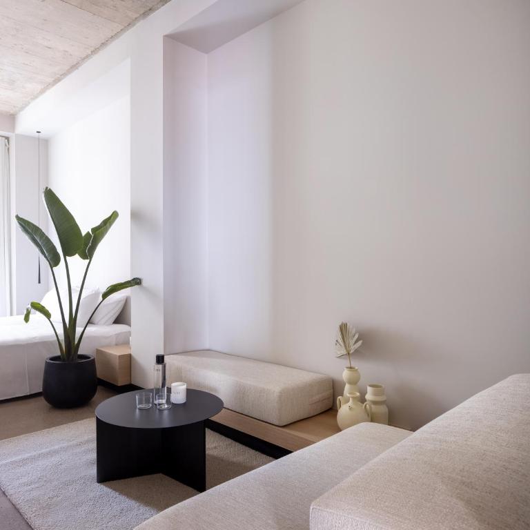 YOURS boutique stay - Superior Double Room - 4
