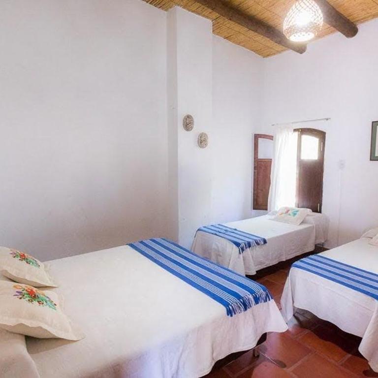 Las Tinajas de San Carlos - Quadruple Room with Private Bathroom - 10