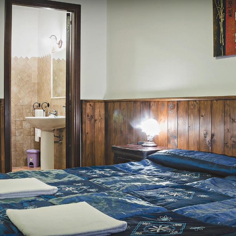 Bed and Breakfast Ichnos - Camera Quadrupla con Bagno Privato - 2